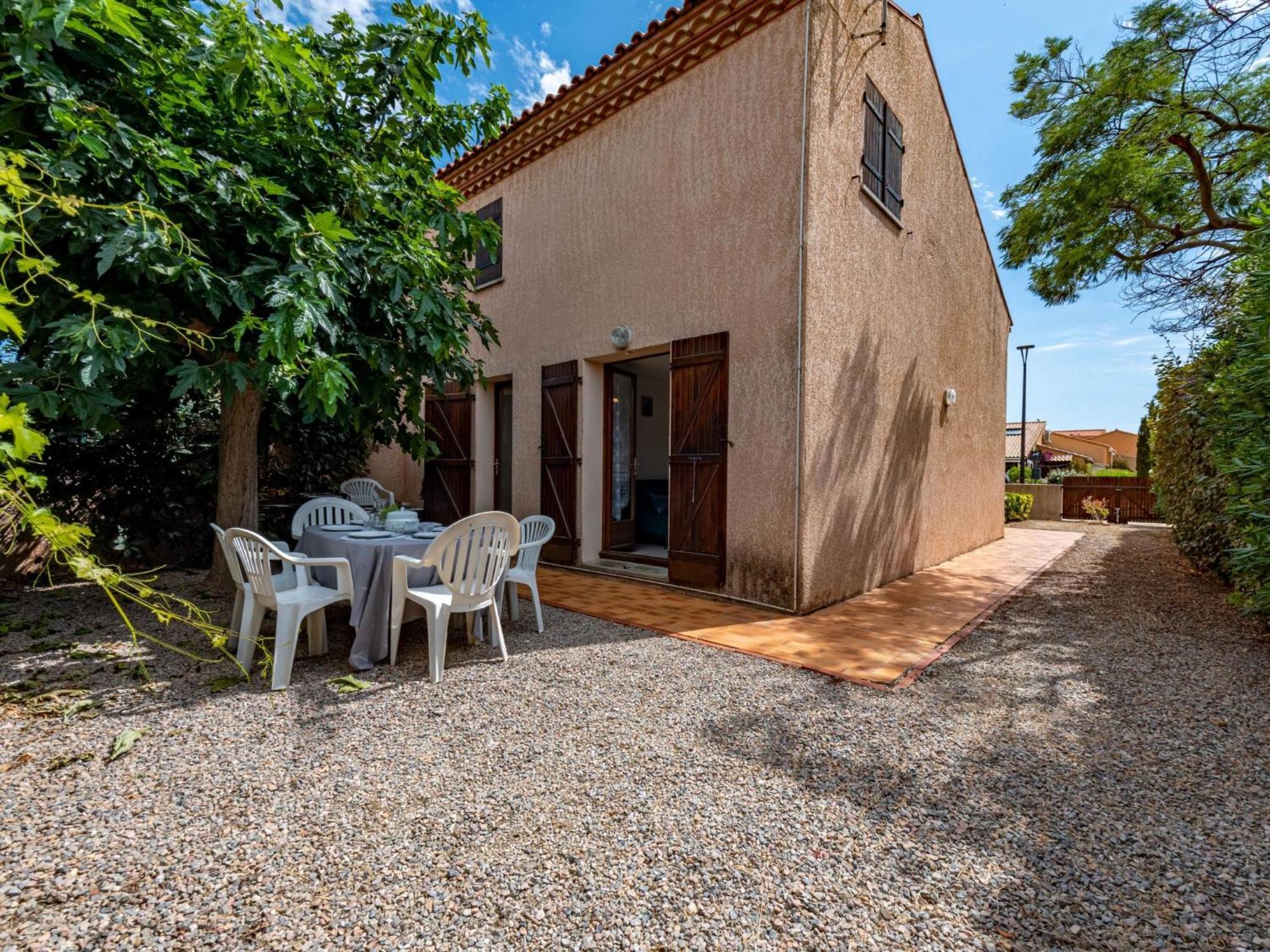 Holiday Home Hameau Des Tamarins-2 By Interhome Le Barcares Ngoại thất bức ảnh